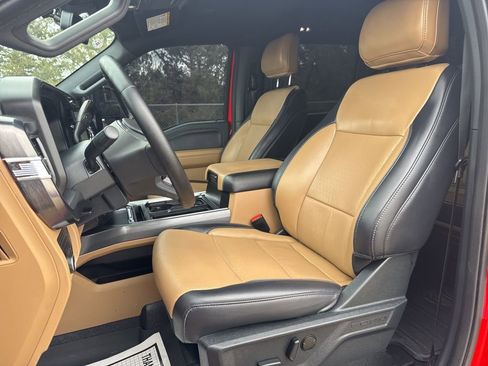 Used 2025 Ford F350 Lariat w/ Lariat Ultimate Package image 13