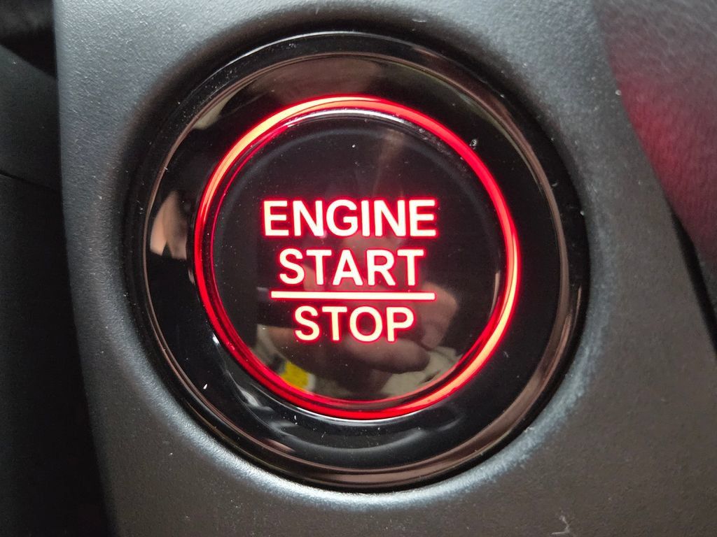 Certified 2023 Honda HR-V LX image 34