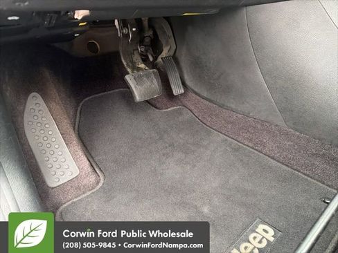 Used 2017 Jeep Cherokee Latitude image 26