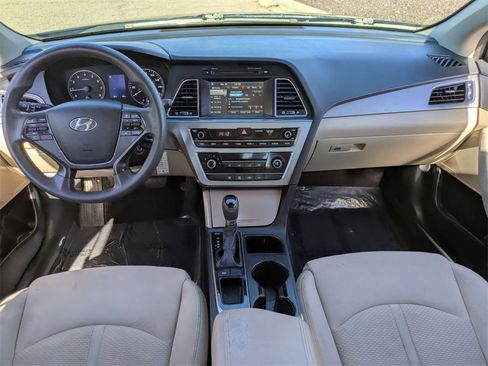 Used 2016 Hyundai Sonata SE w/ Cargo Package image 25