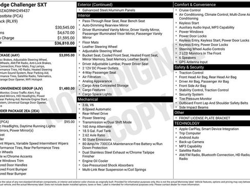 Used 2022 Dodge Challenger SXT w/ Plus Package image 3