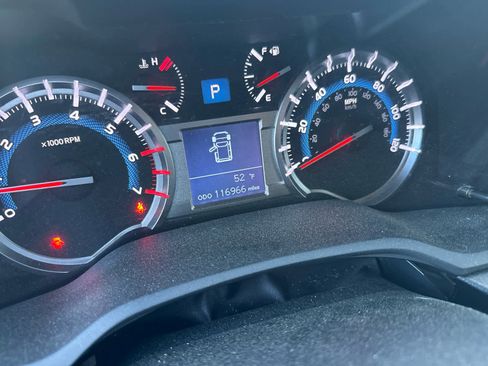 Used 2019 Toyota 4Runner SR5 image 6