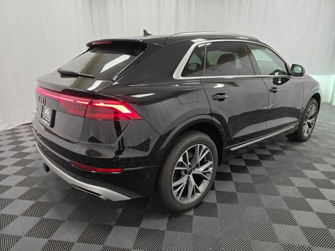 Used 2025 Audi Q8 Premium Plus w/ Premium Plus Package image 6