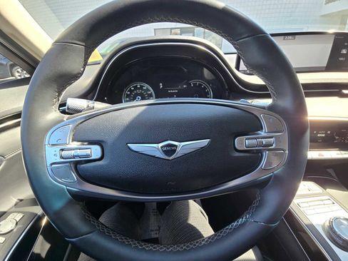 Used 2025 Genesis GV70 2.5T AWD/4WD image 24