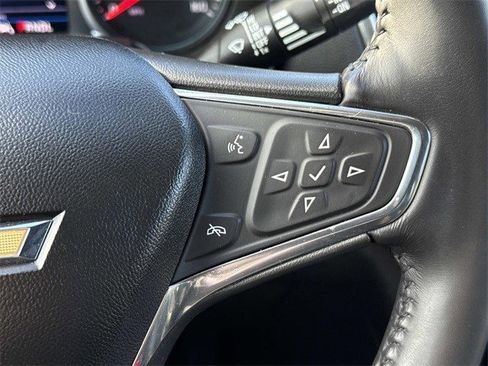 Used 2020 Chevrolet Equinox LT image 24