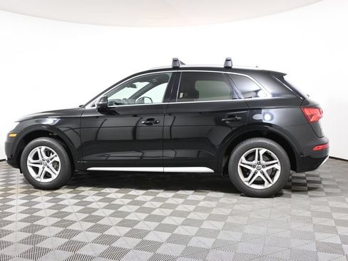 Used 2019 Audi Q5 2.0T Premium w/ Convenience Package AWD/4WD image 2