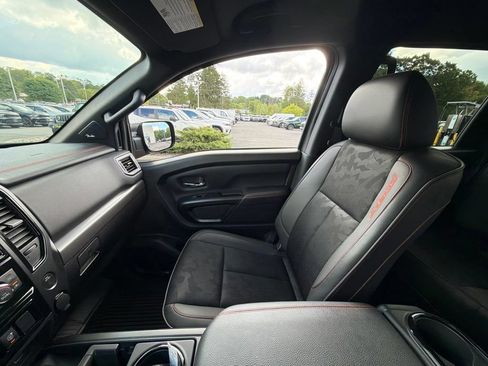 Used 2023 Nissan Titan PRO-4X w/ Pro-4x Utility Package AWD/4WD image 33