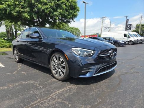 Used 2023 Mercedes-Benz E 350 4MATIC Sedan image 1