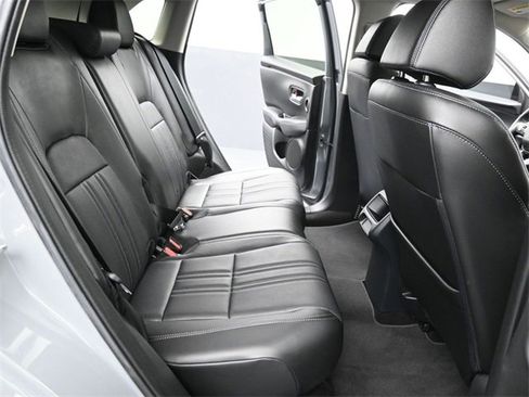 Used 2026 Honda HR-V EX-L image 12