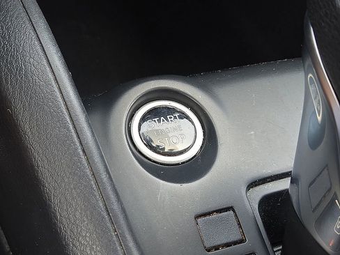 Used 2024 Nissan Kicks S FWD image 29