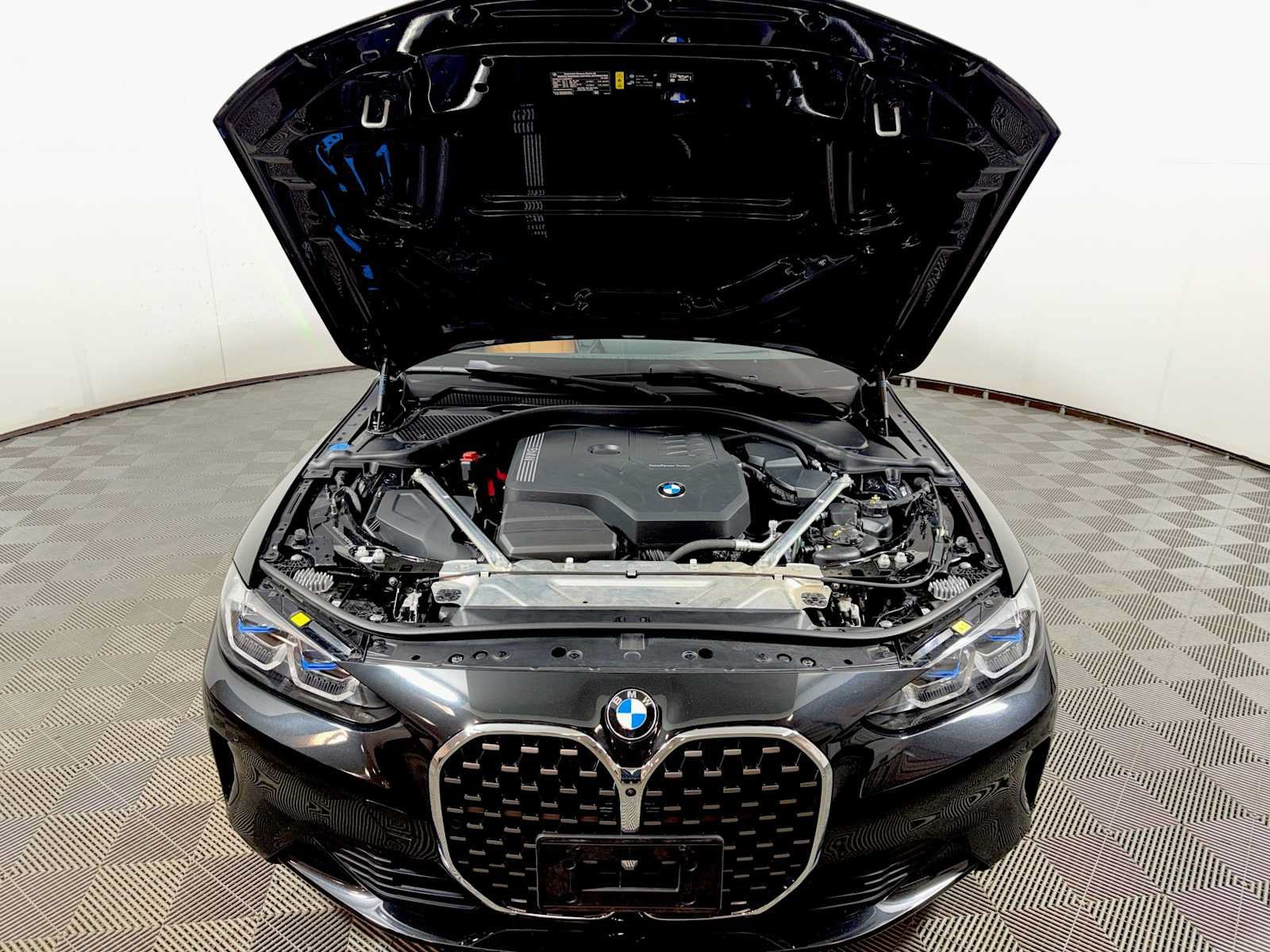 Used 2024 BMW 430i xDrive Convertible w/ Premium Package AWD/4WD image 30