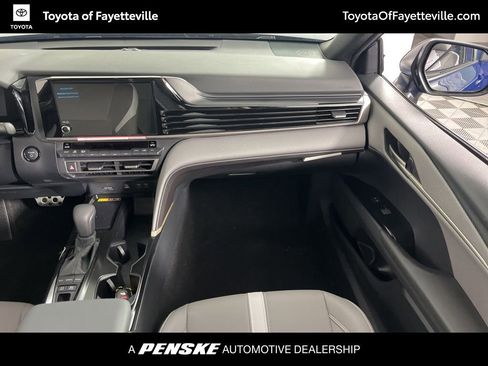 Used 2026 Toyota Camry SE image 18