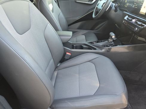 Certified 2023 Kia Niro EX image 20