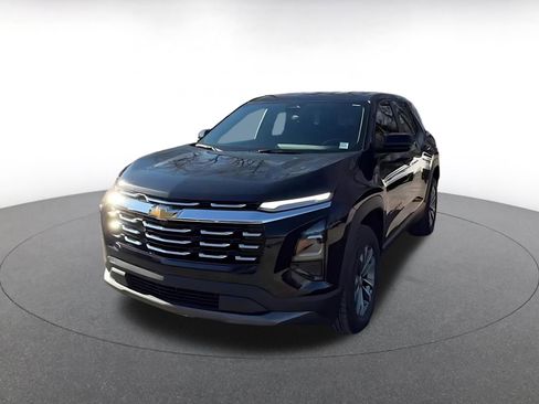 Used 2025 Chevrolet Equinox LT image 7