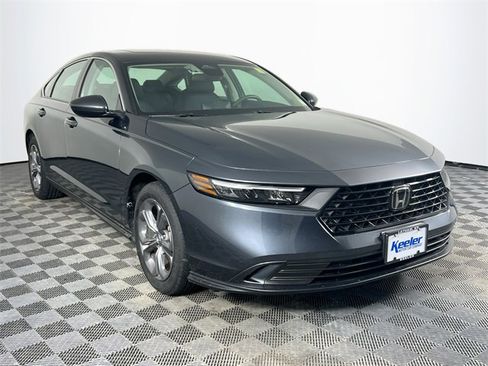 Used 2023 Honda Accord EX image 8