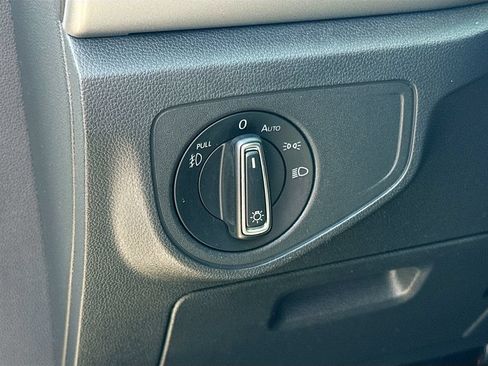 Used 2019 Volkswagen Atlas SE w/ Towing Package FWD image 10
