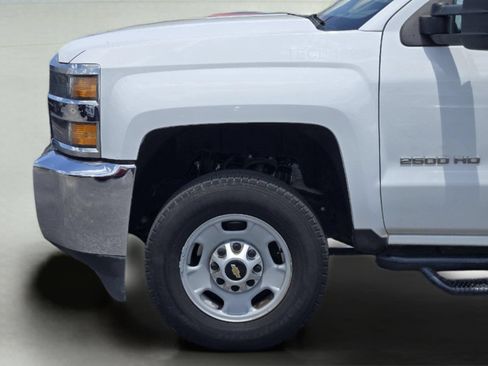 Used 2016 Chevrolet Silverado 2500 W/T RWD image 9