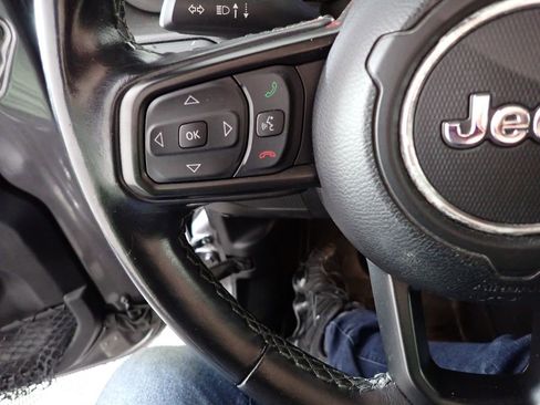 Used 2021 Jeep Wrangler Unlimited Sport image 28