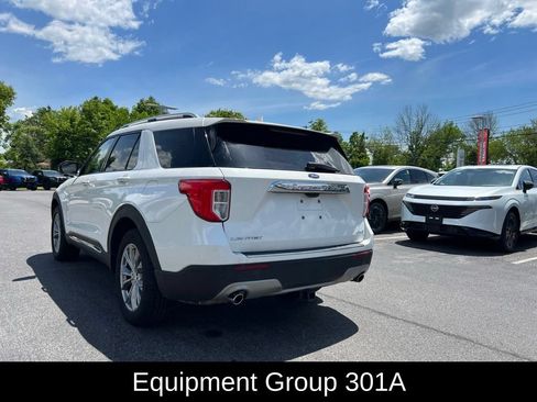 Used 2022 Ford Explorer Limited w/ Equipment Group 301A AWD/4WD image 12