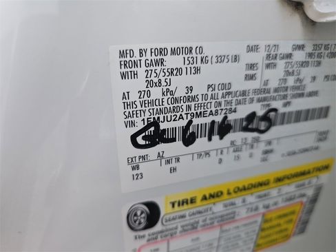 Used 2021 Ford Expedition Limited image 14