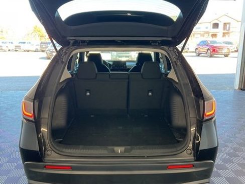 Certified 2023 Honda HR-V LX image 8