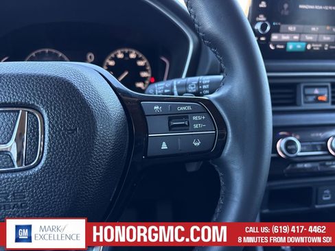 Used 2025 Honda Pilot EX-L image 32