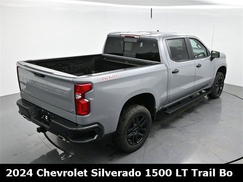 Used 2024 Chevrolet Silverado 1500 LT Trail Boss w/ Convenience Package II image 39