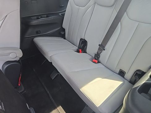 Used 2024 Hyundai Palisade SEL AWD/4WD image 11