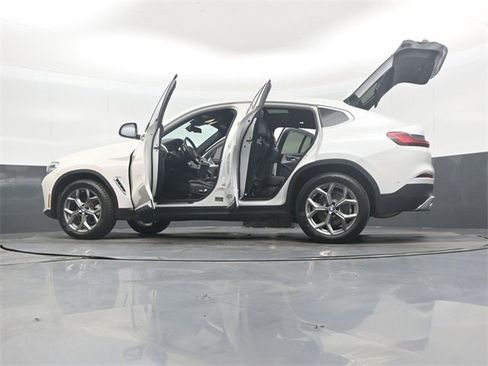Used 2020 BMW X4 xDrive30i w/ Convenience Package image 54