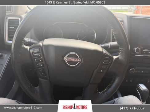 Used 2022 Nissan Frontier SV AWD/4WD image 14