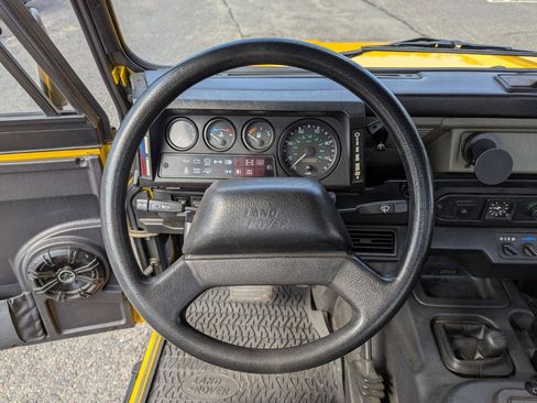 Used 1997 Land Rover Defender 90 AWD/4WD image 16