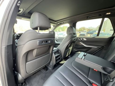 Used 2022 BMW X5 xDrive45e w/ Parking Assistance Package image 23