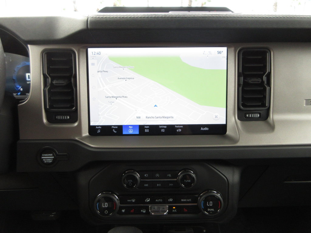 Certified 2025 Ford Bronco Outer Banks AWD/4WD image 18