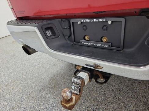 Used 2016 RAM 1500 Laramie AWD/4WD image 10