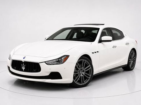 Used 2014 Maserati Ghibli RWD image 1
