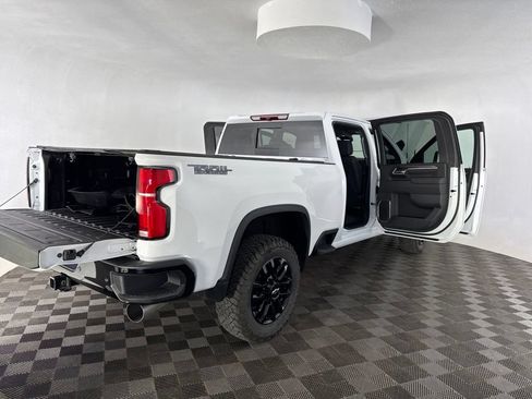 Used 2026 Chevrolet Silverado 2500 LT w/ Trail Boss Package AWD/4WD image 18