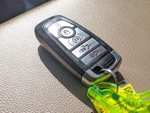 Used 2023 Ford F450 Lariat w/ Lariat Ultimate Package image 35