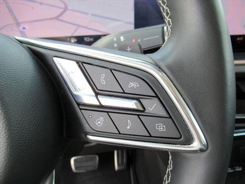 Certified 2025 Buick Envision Sport Touring AWD/4WD image 21