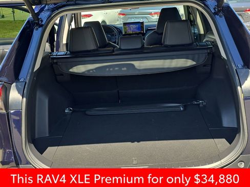 Used 2025 Toyota RAV4 XLE Premium FWD image 18