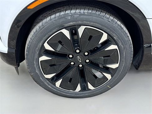 New 2026 Chevrolet Blazer EV RS image 43