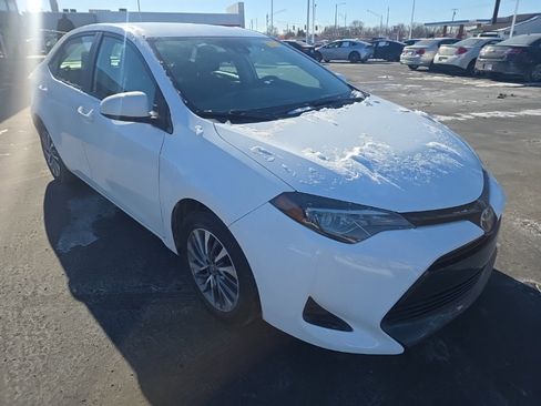 Used 2019 Toyota Corolla LE image 4
