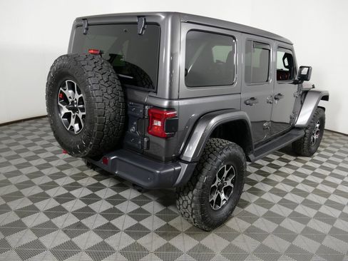Used 2021 Jeep Wrangler Unlimited Rubicon image 3