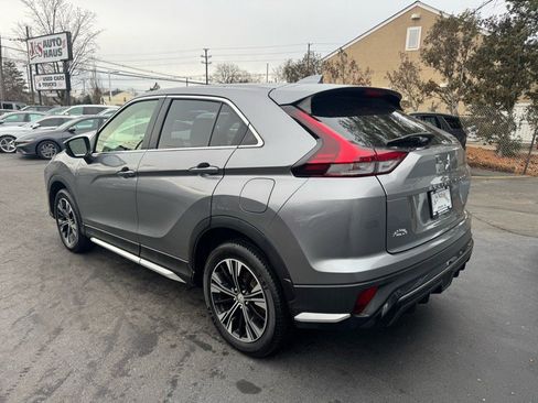 Used 2022 Mitsubishi Eclipse Cross SE image 4