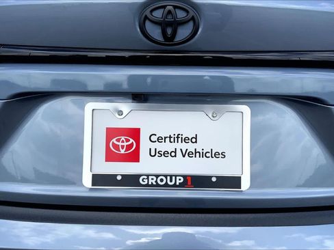 Used 2025 Toyota Corolla SE FWD image 10