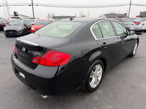 Used 2015 INFINITI Q40 w/ Navigation Package image 3