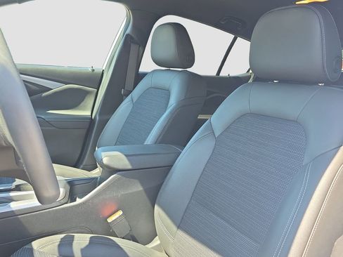 Used 2024 Buick Envista Preferred FWD image 7