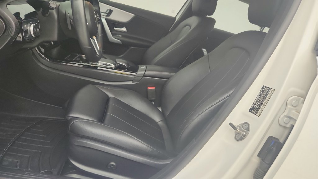 Used 2019 Mercedes-Benz A 220 image 14
