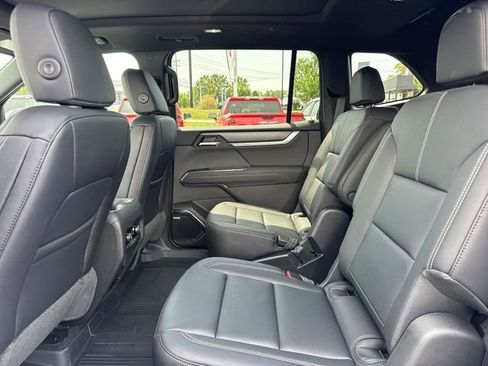New 2026 GMC Acadia Elevation FWD image 9