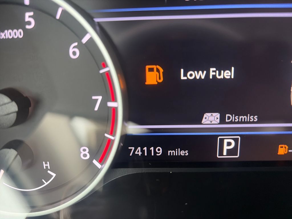 Used 2023 Nissan Sentra SV FWD image 17