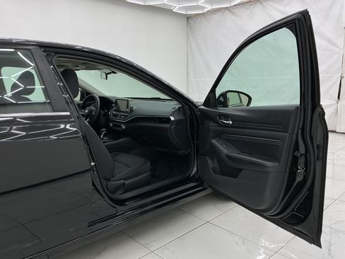 Used 2020 Nissan Altima 2.5 S FWD image 17